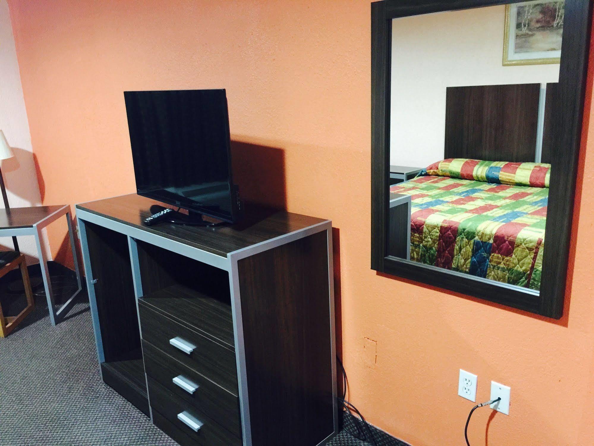Scottish Inn & Suites Hobby Airport 휴스턴 외부 사진